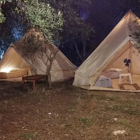 Garden Lake Camping Ksamil Exterior photo