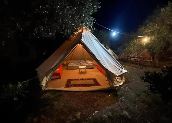 Garden Lake Camping