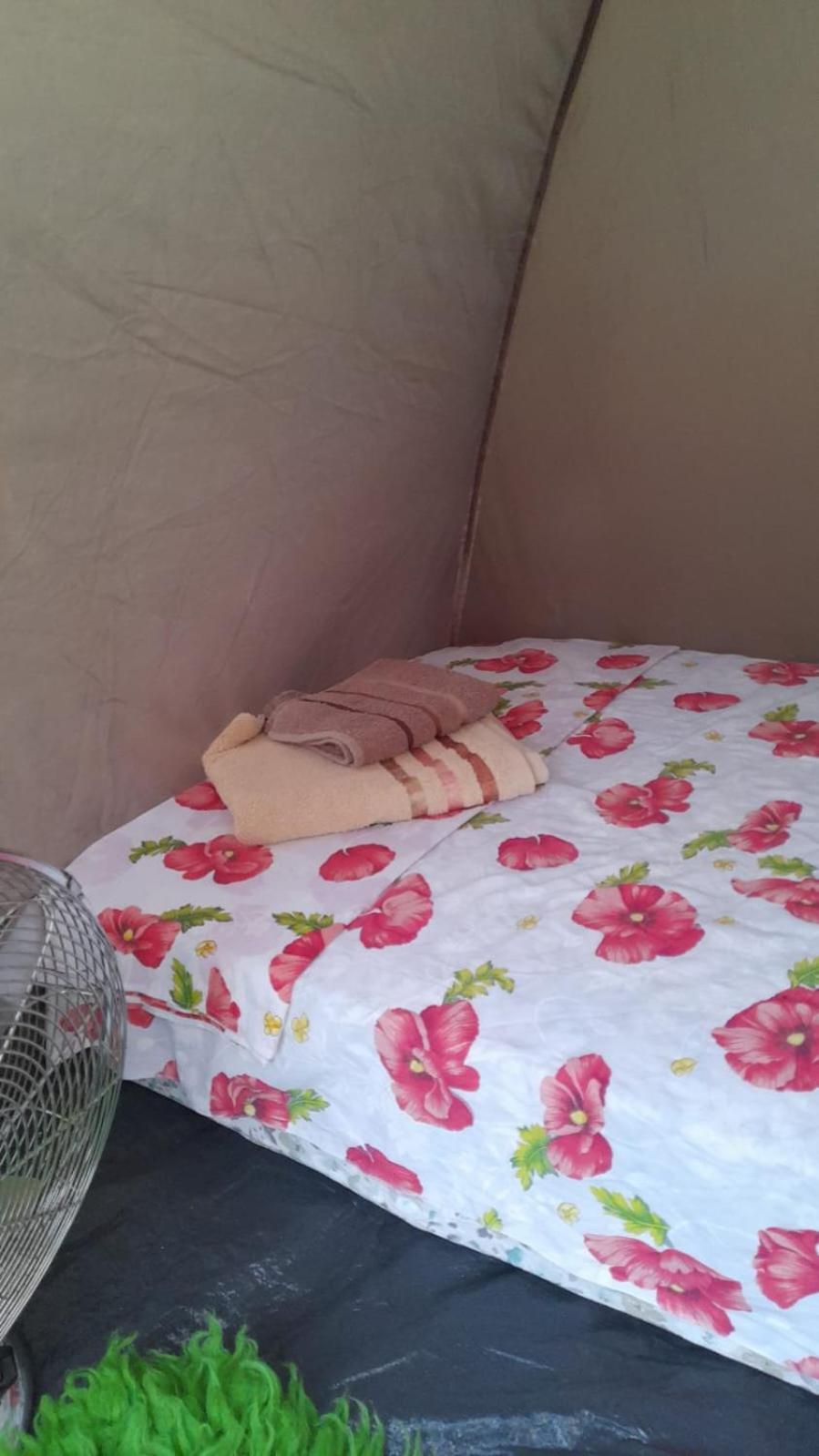 Garden Luxury tent Ksamil